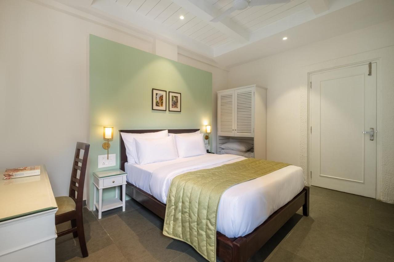 O Pierre - Fontainhas Hotell Panaji Exteriör bild
