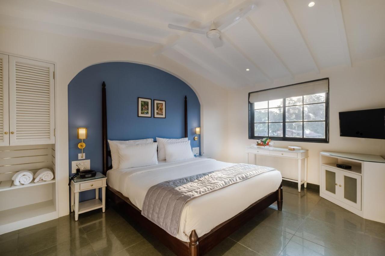 O Pierre - Fontainhas Hotell Panaji Exteriör bild